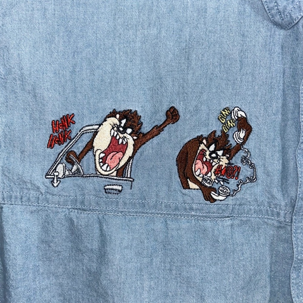 Vintage Warner Brothers Studio Taz Tasmanian Devil Denim Shirt Cartoon Medium - Picture 4 of 13